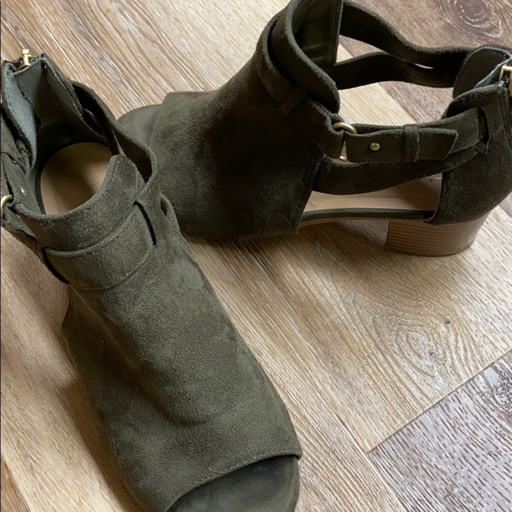 Women’s Open Toe Bootie - image 5